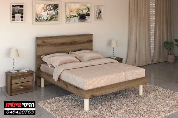 Двуспальная кровать модели Savion.